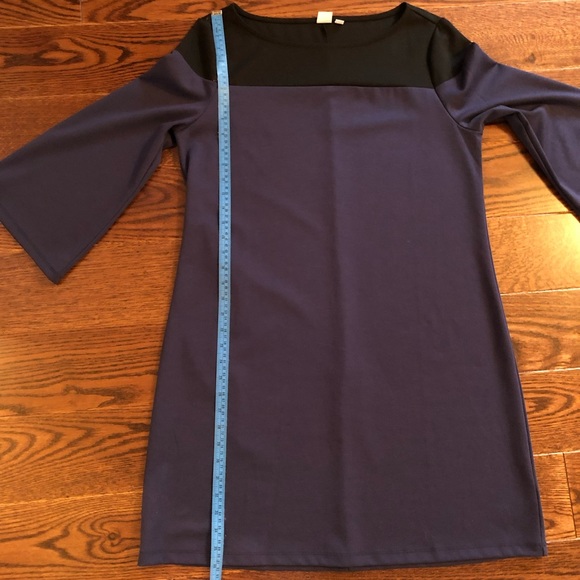 GAP Shift Dress - Picture 4 of 6